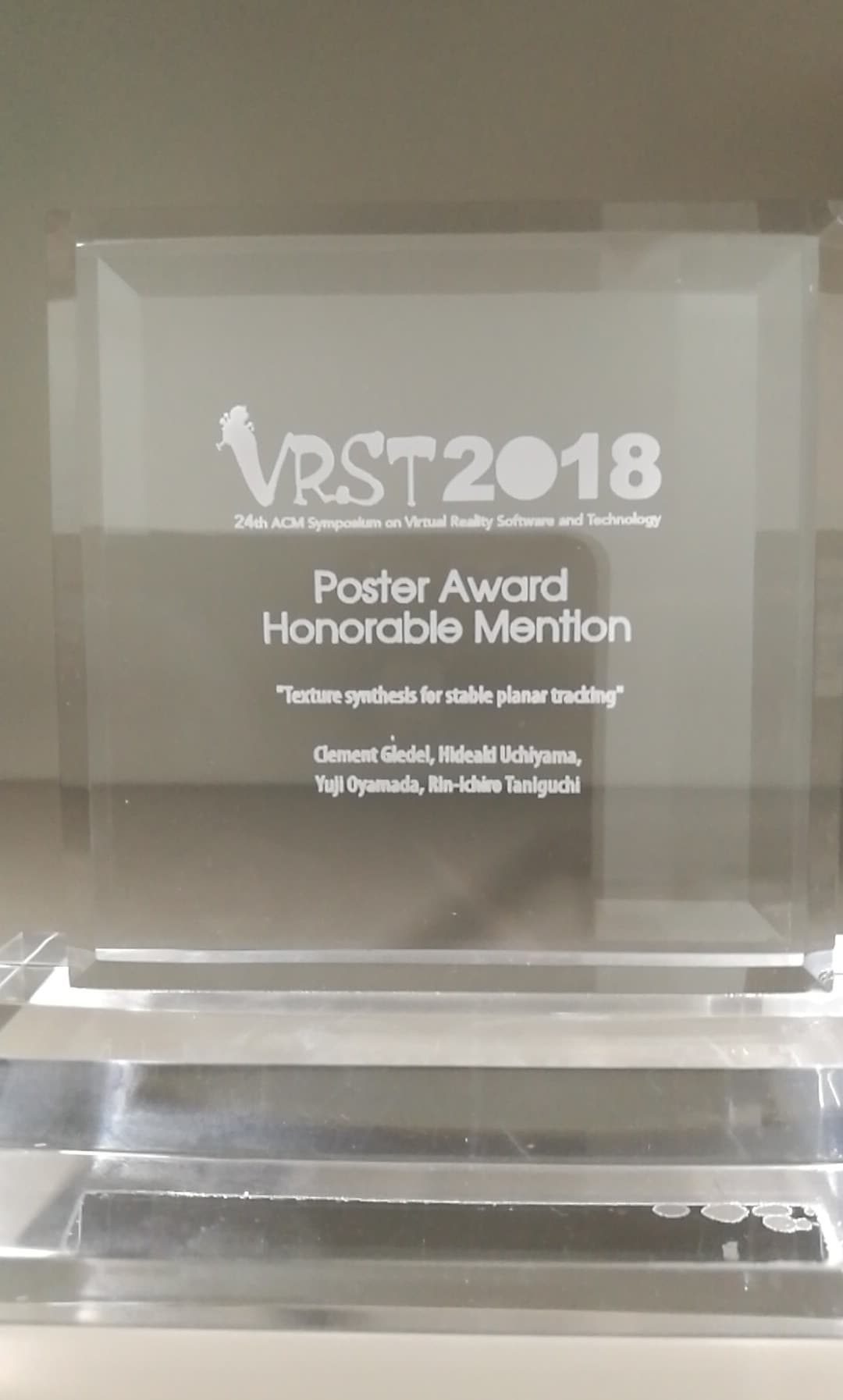 VRST 2018 Honorable Mention (Poster&Demo)